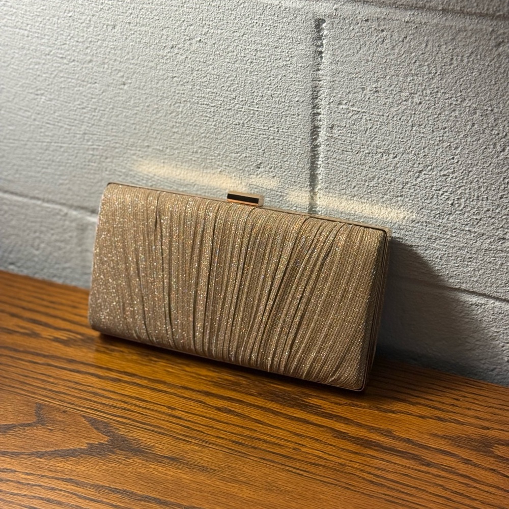 Elegant Gold Evening Clutch